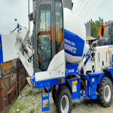 mobile concrete mixer 4cubic